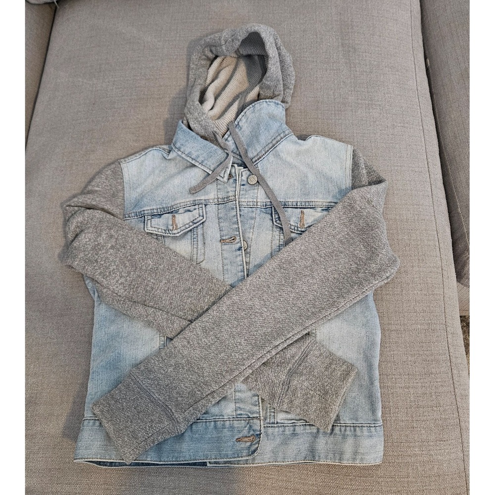 MUDD Women's Size M‎ Light Blue DENIM JEANS JACKET w/ Gray sleeves and hood
